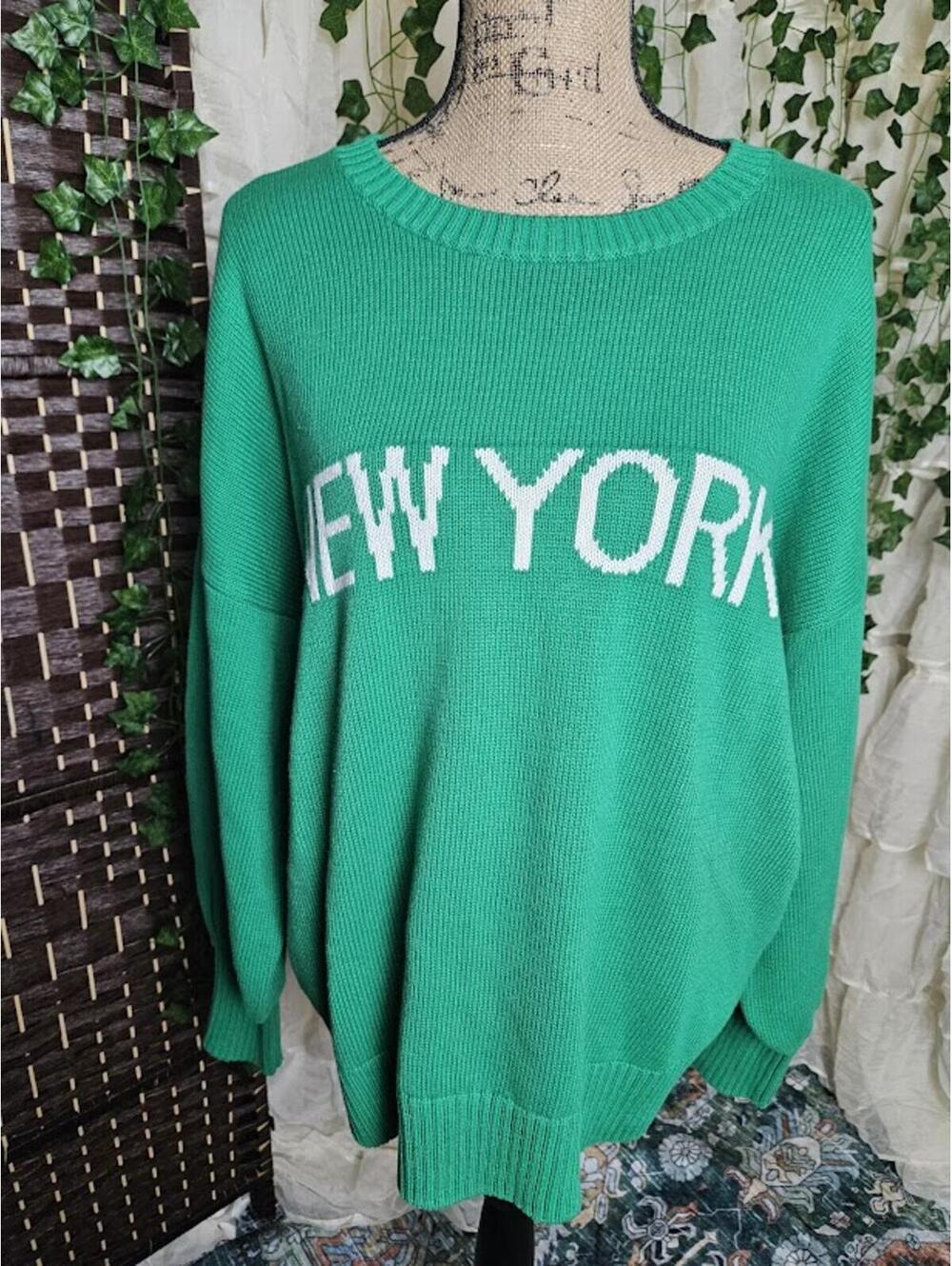 NWT Lands’ End Green “New York” Sweater Size L Oversized Graphic Knit Pullover